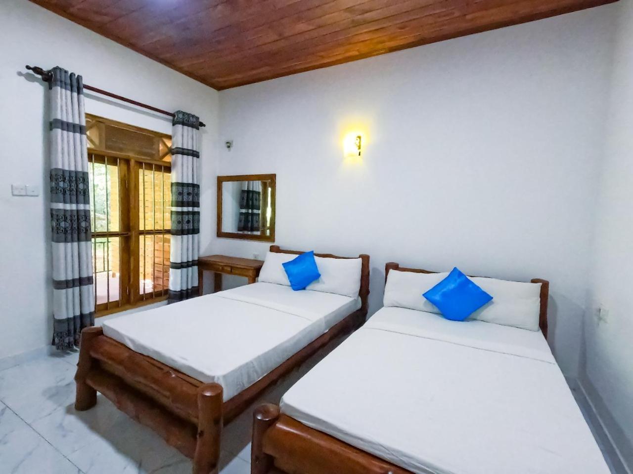 Wild Heaven Udawalawe Hotel Ngoại thất bức ảnh