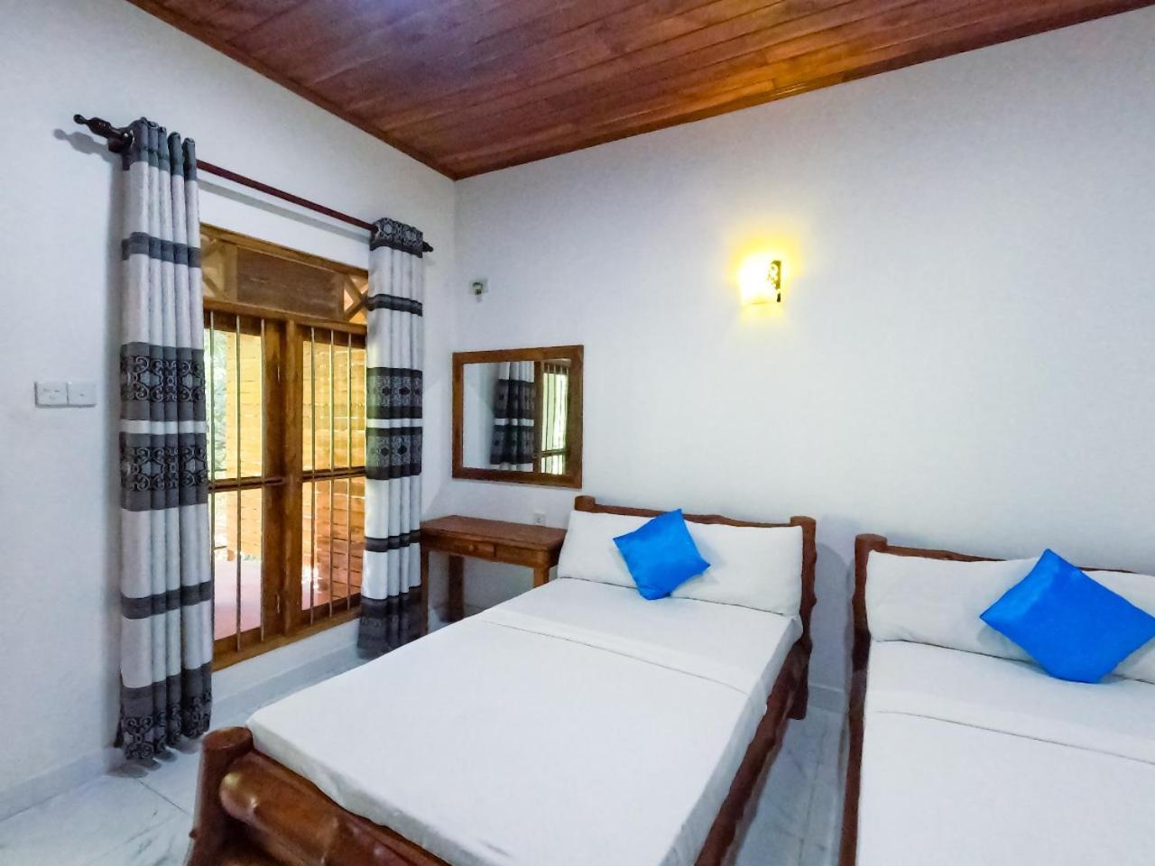 Wild Heaven Udawalawe Hotel Ngoại thất bức ảnh