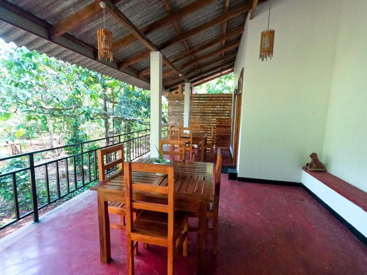 Wild Heaven Udawalawe Hotel Ngoại thất bức ảnh