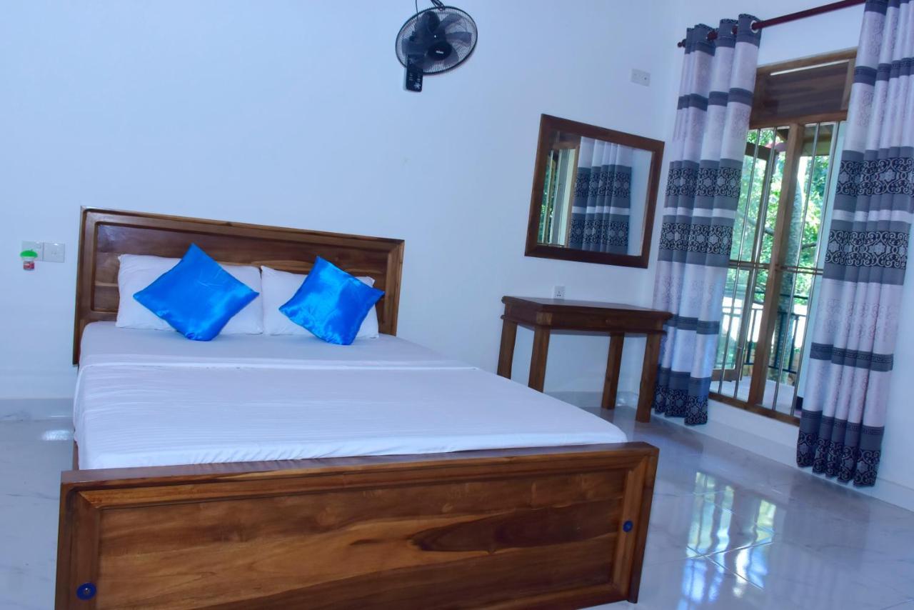 Wild Heaven Udawalawe Hotel Ngoại thất bức ảnh