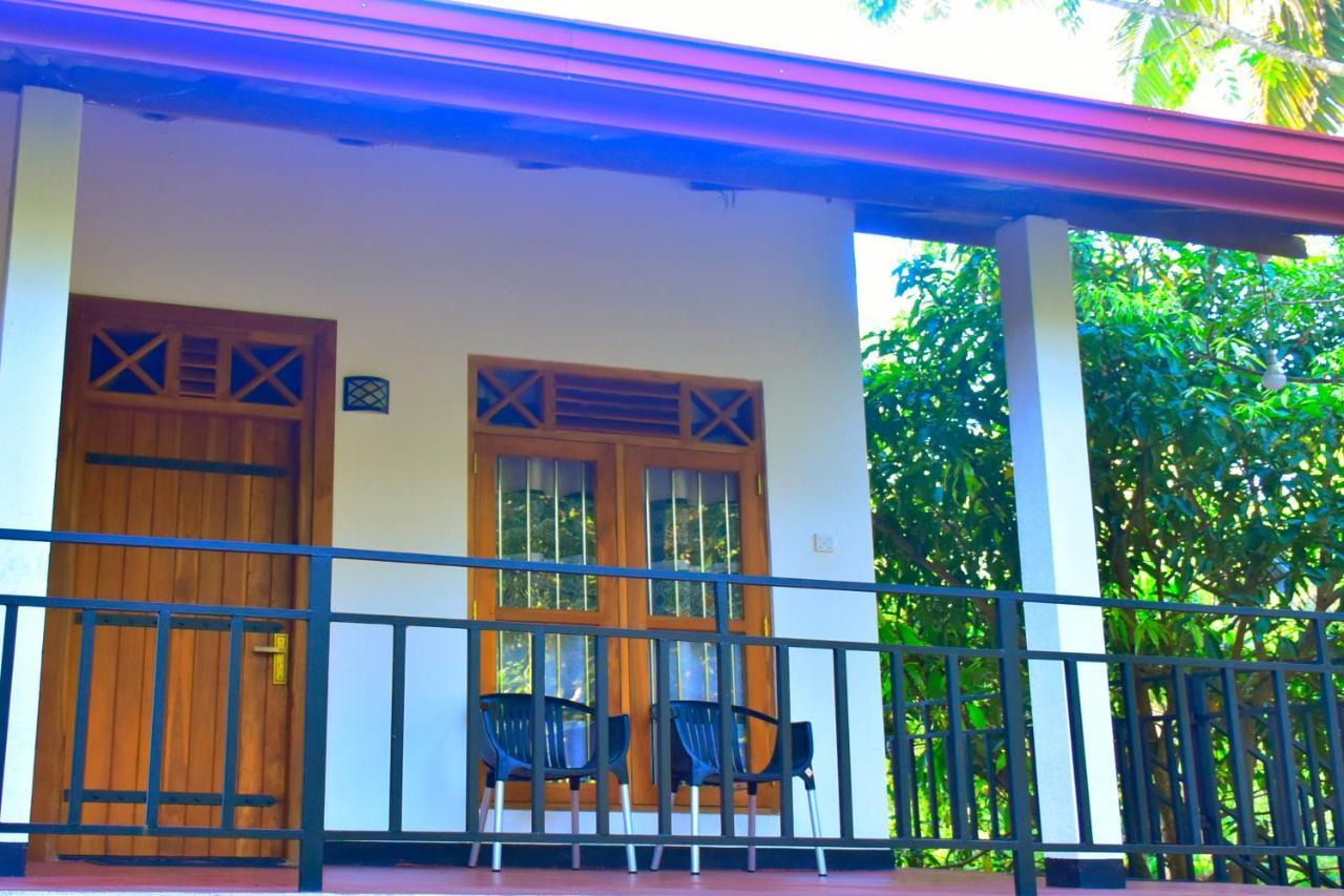 Wild Heaven Udawalawe Hotel Ngoại thất bức ảnh